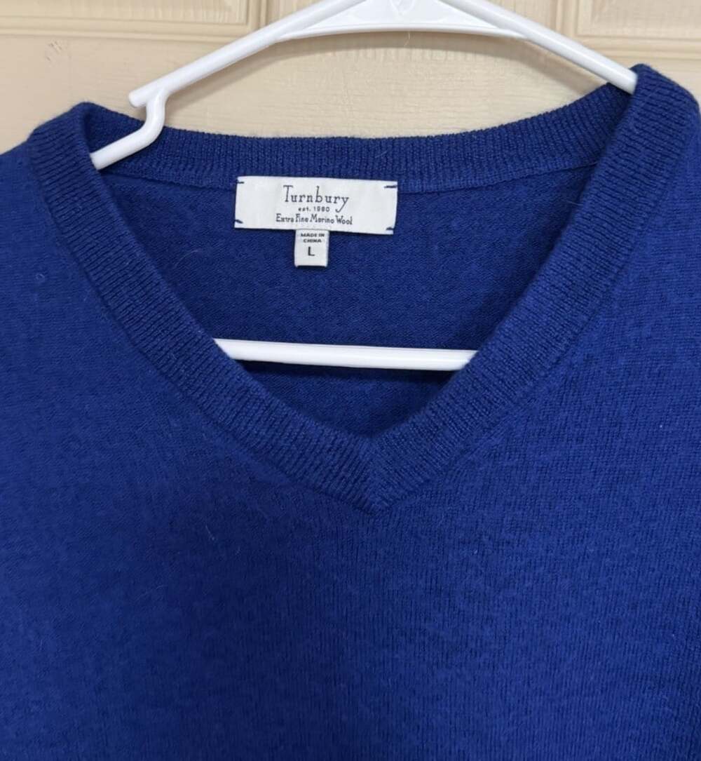 Turnbury Extra Fine Merino Wool V Neck Sweater Blue Men's Large - Picture 3 of 8